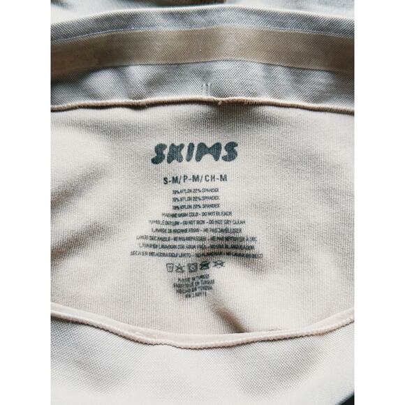 SKIMS Maternity Sculpting Mid Thigh Short S/M Beige Nude Seamless Shapewear - Picture 4 of 5